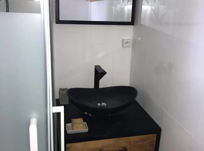 La Chambre De Toutou בית אירוח