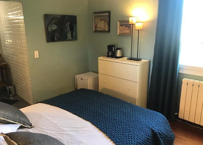 La Chambre De Toutou * Bastia (Corsica)