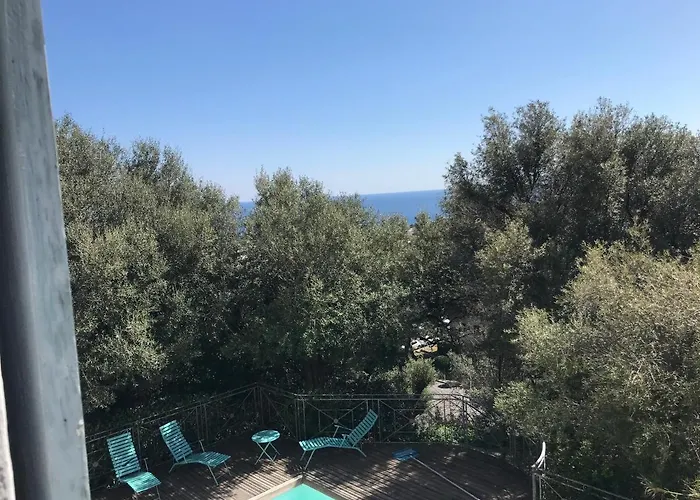 La Chambre De Toutou * Μπαστιά